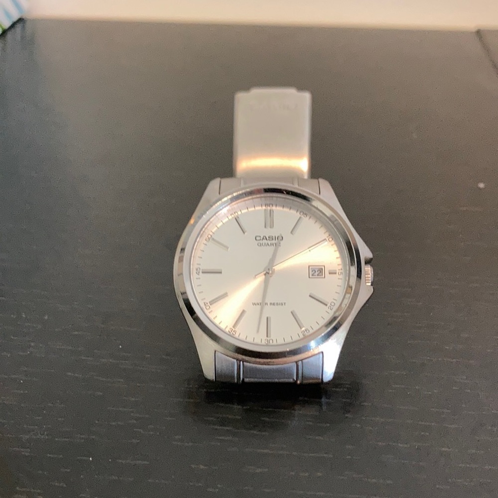 Men’s Casio Silver Stainless Steel Bracelet Watch